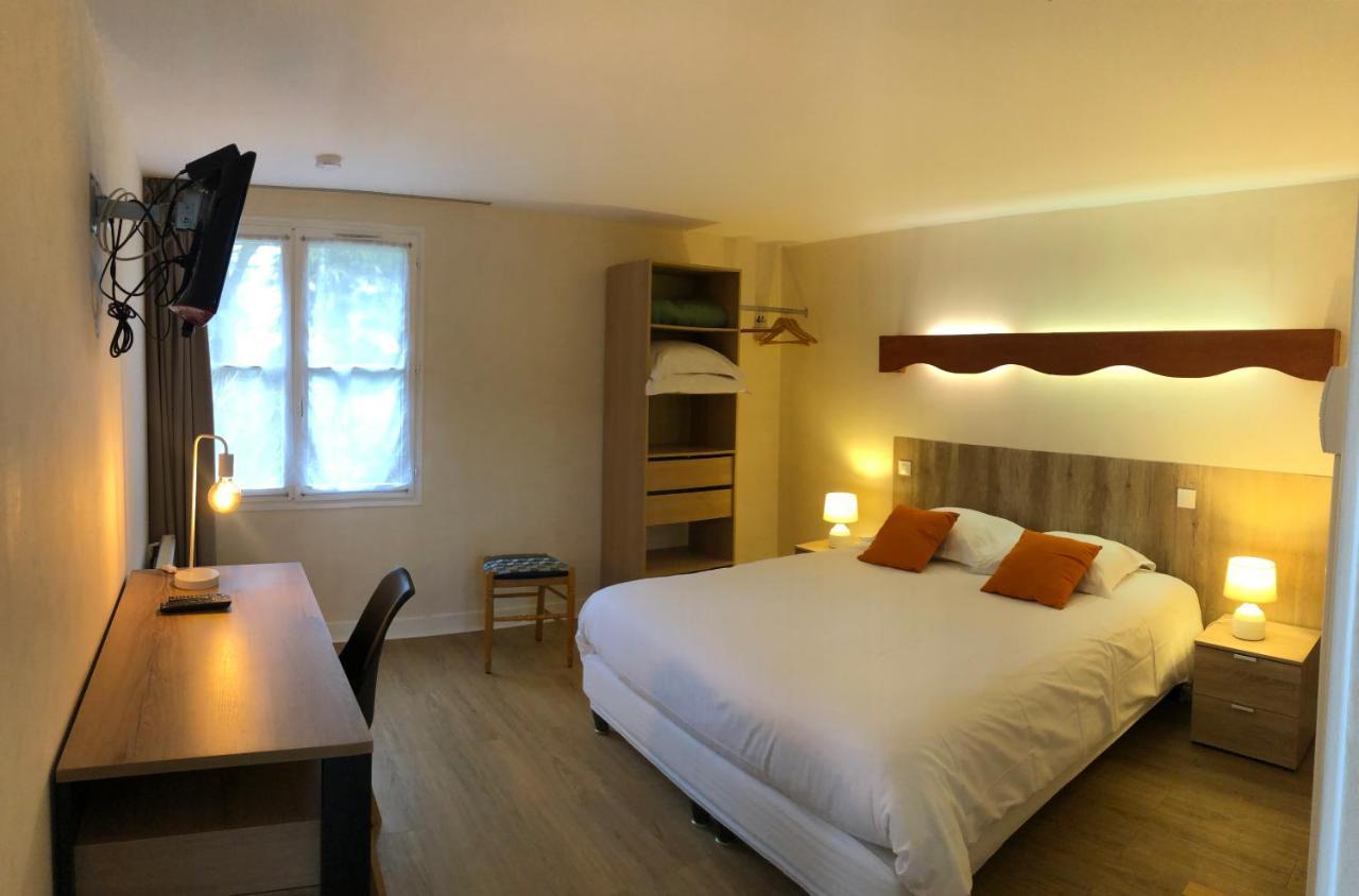 Logis La Demeure Du Perron 3* Quettehou