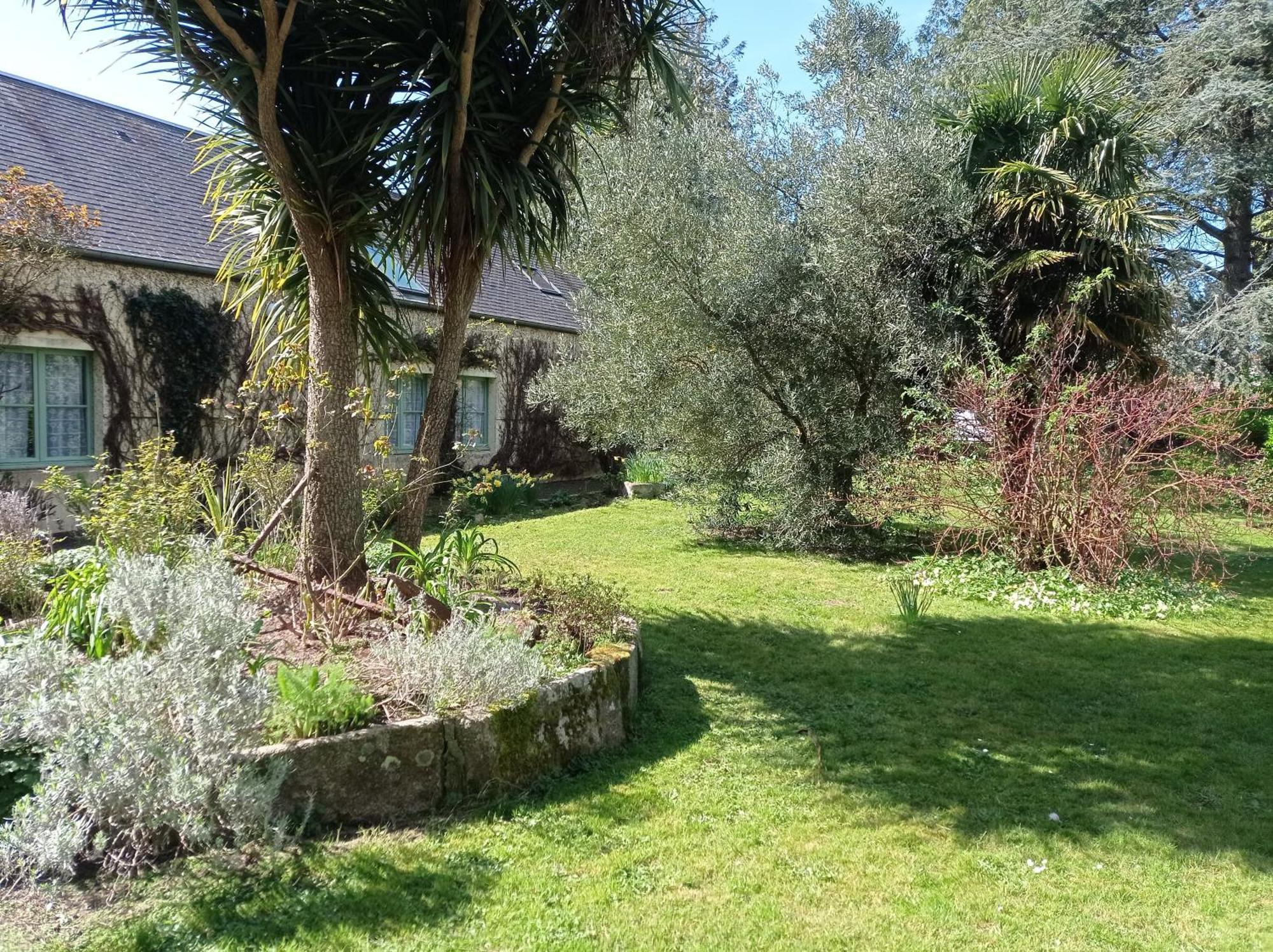 Hotel Logis La Demeure Du Perron Quettehou