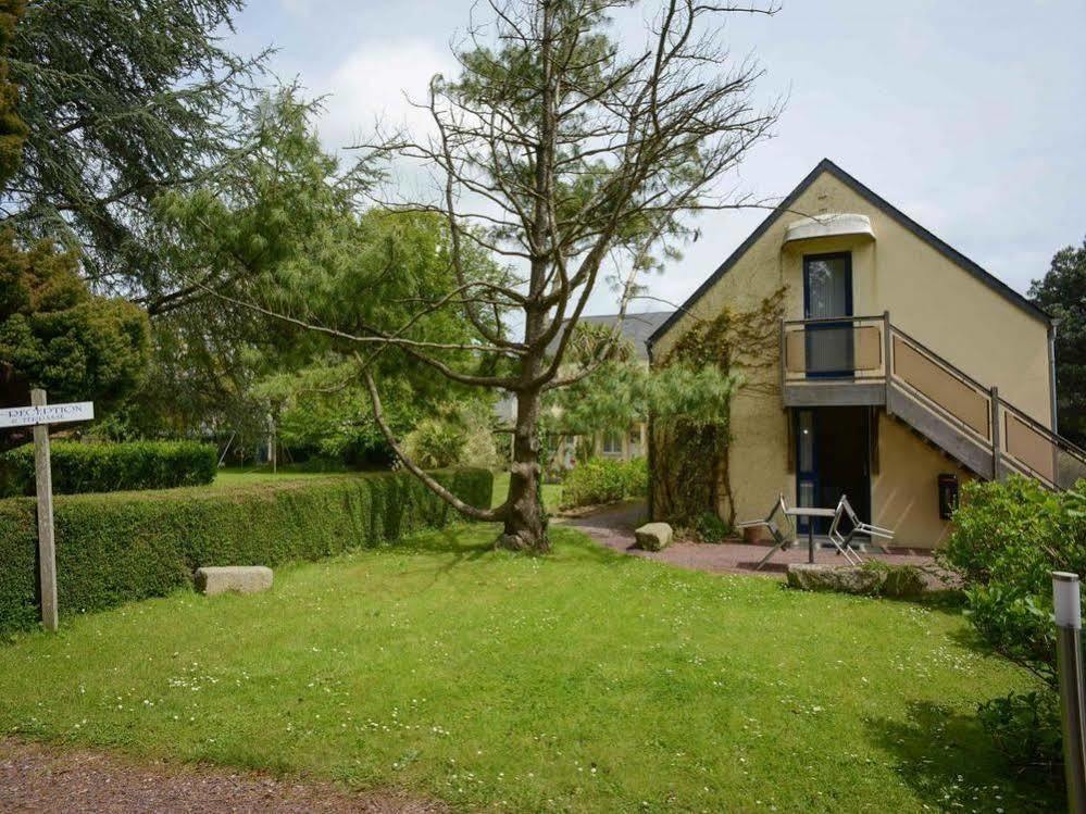 Logis La Demeure Du Perron 3* Quettehou