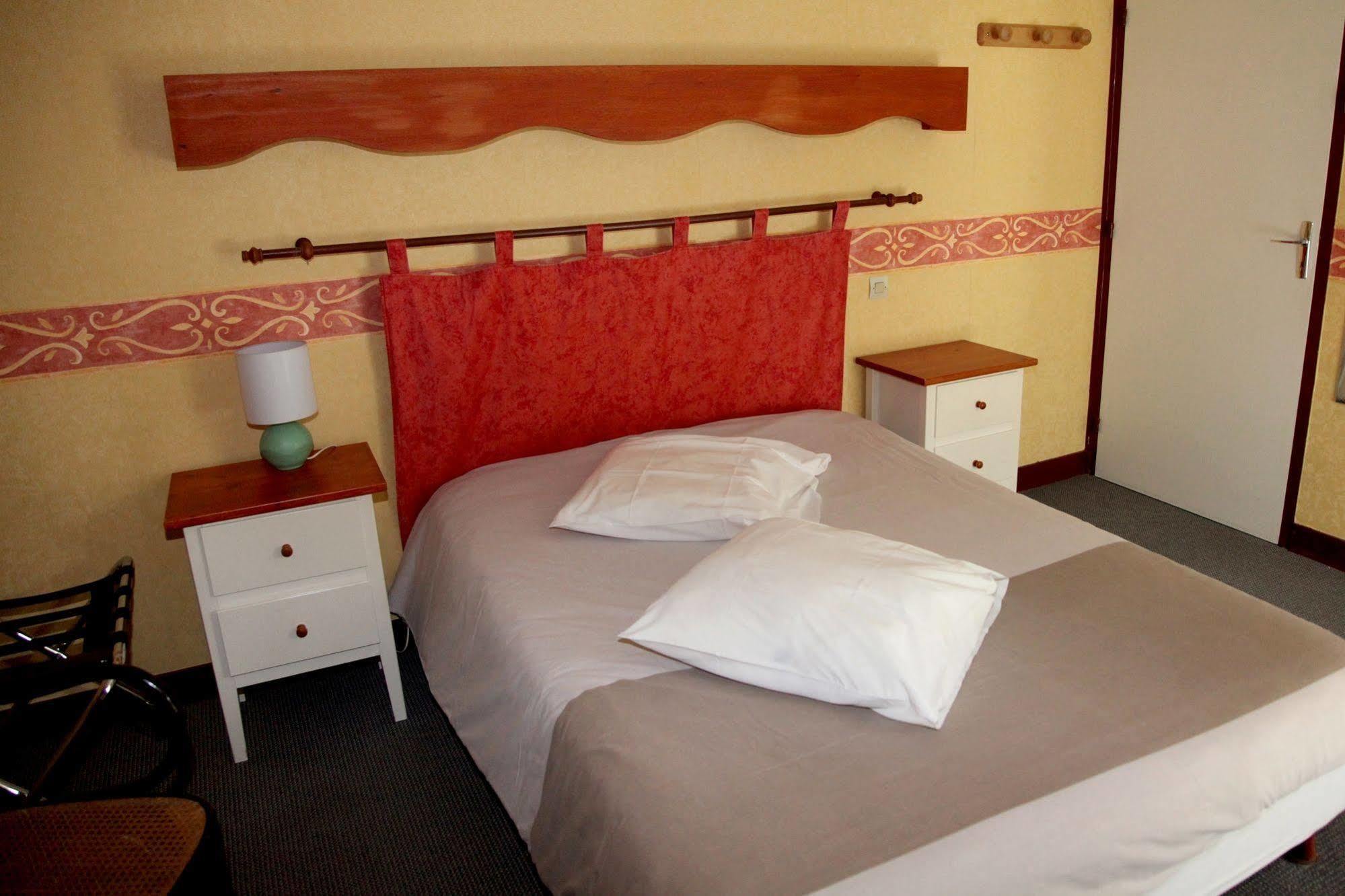La Demeure Du Perron 3* Quettehou