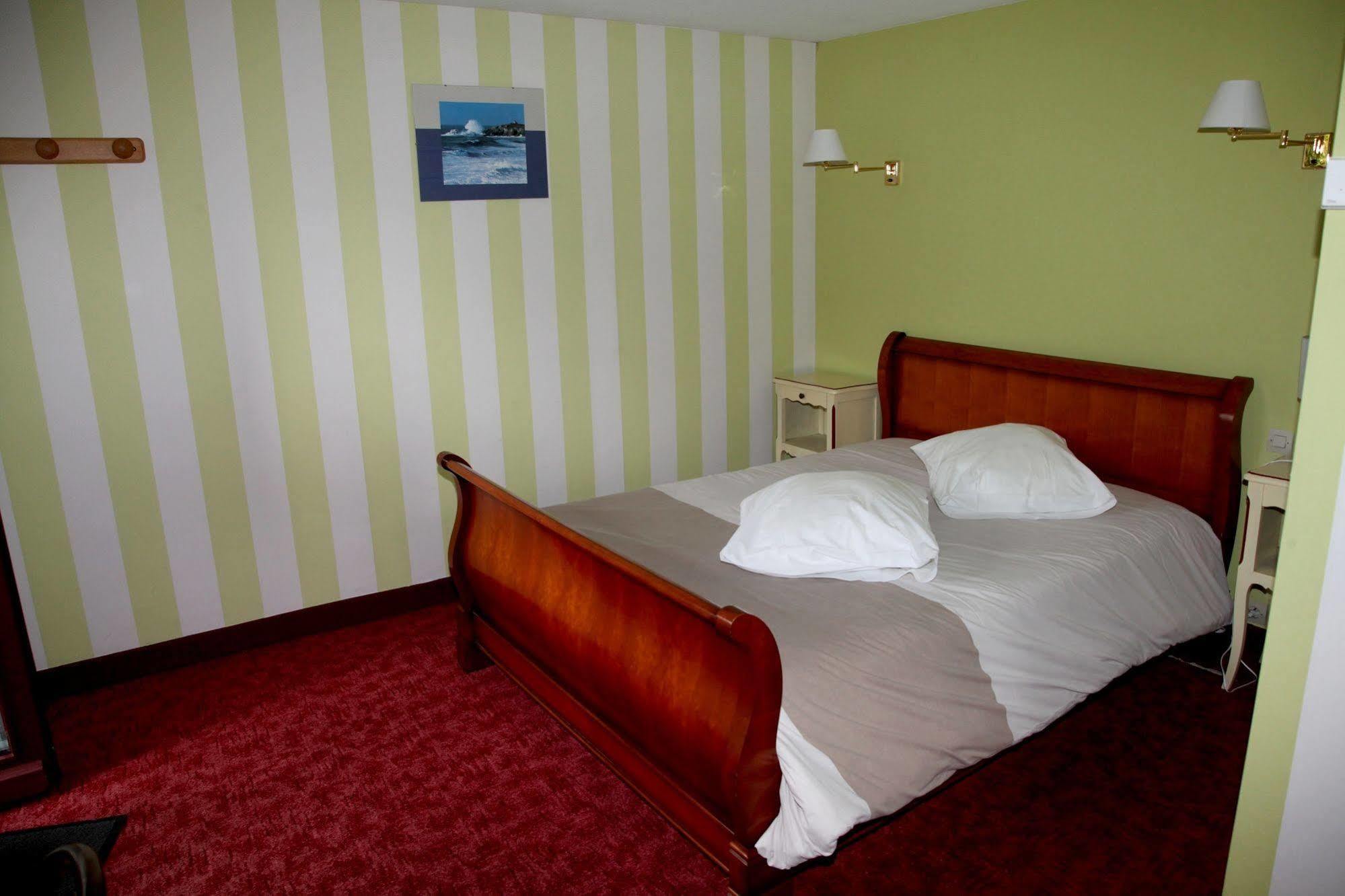Hotel La Demeure Du Perron Quettehou