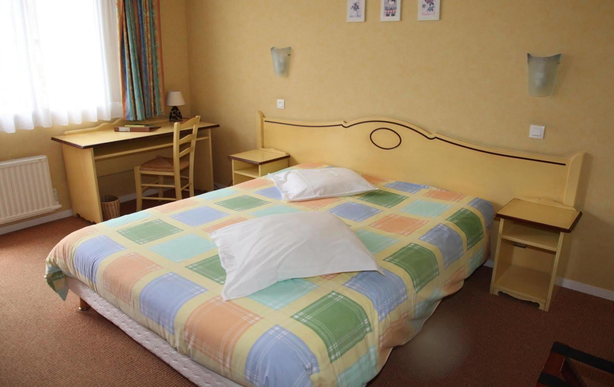 Hotel Logis La Demeure Du Perron