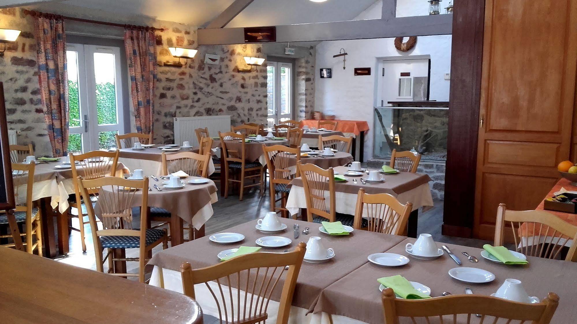 La Demeure Du Perron Hotel Quettehou