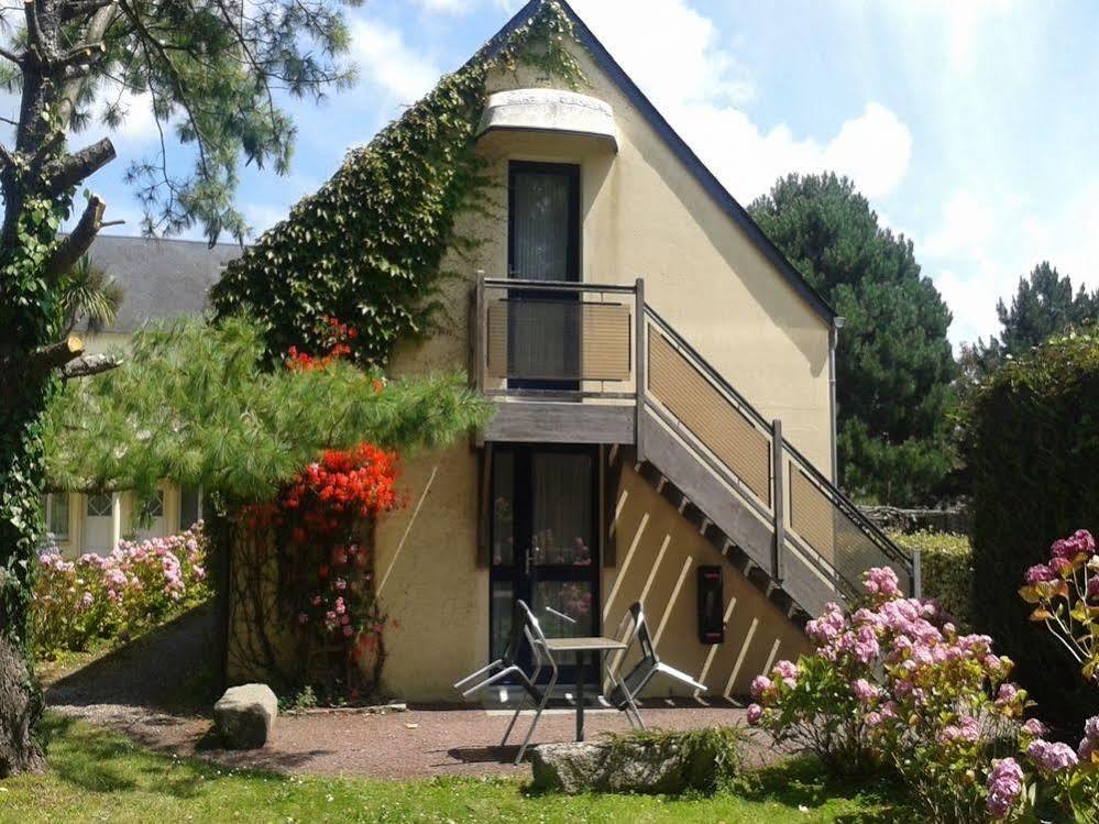 Logis La Demeure Du Perron Hotel